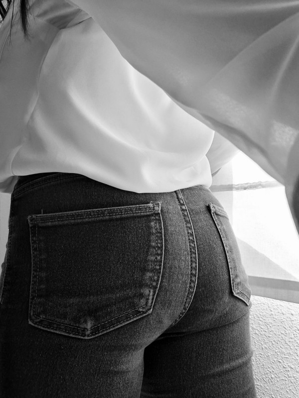 Chica sensual, solo emito por videollamada