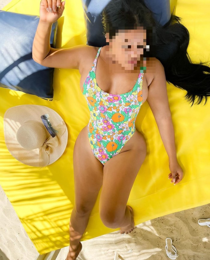 CARIÑOSA Y EXTROVERTIDA