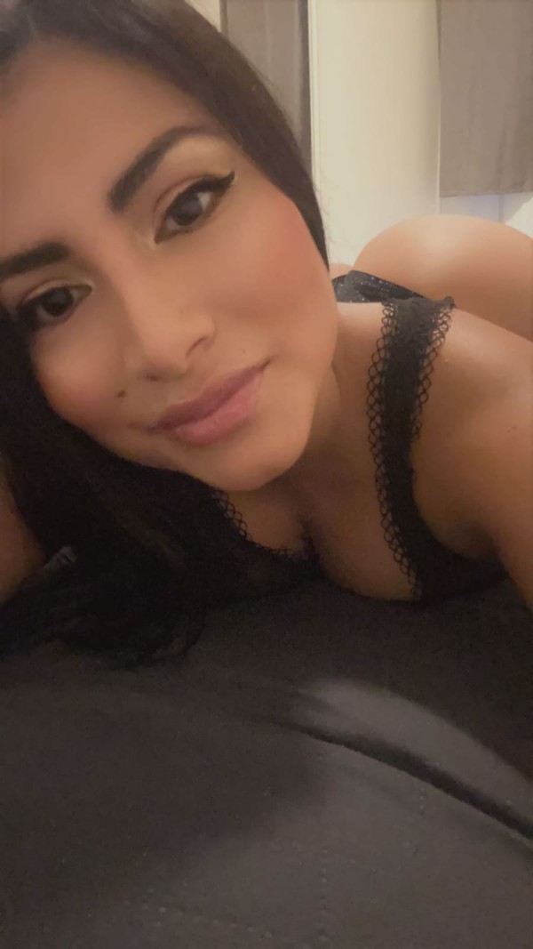 Peruana femenina muy complaciente…
