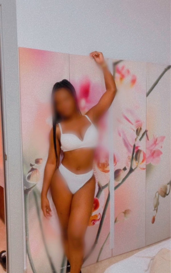 Violeta Negritaaa Encantadora 24HORAS DISPONIBLE