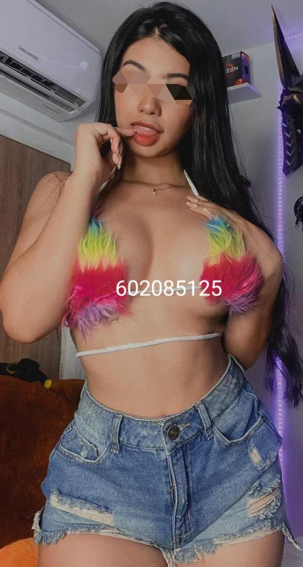 Mia jovencita en ciudad real