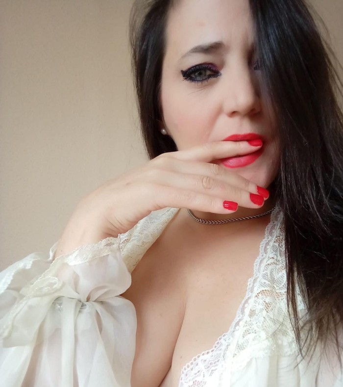 SOY TU DESEO SEXUAL. FIESTERA,PURO VICIO