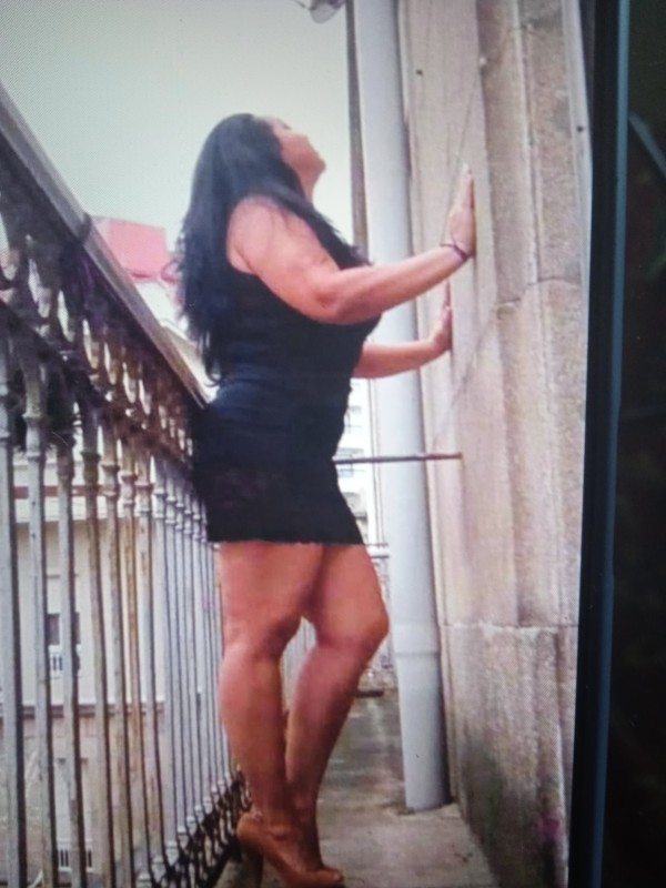 Brasileña morena en Sarria