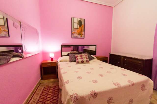 dispongo de habitacion por horas centro