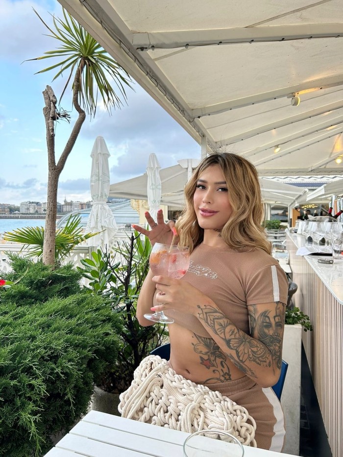 Ainara Colombiana tatuada Disponible Ya Novedad