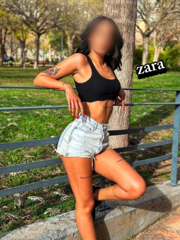 ZARA 24 AÑOS , SCORT DE LUJOS EN PISO CALIDO CON BUEN AMBIENT !612207969.
