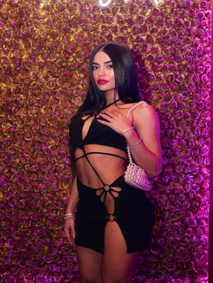 DISPONIBLE PARA TI SOLO A DOMICILIO