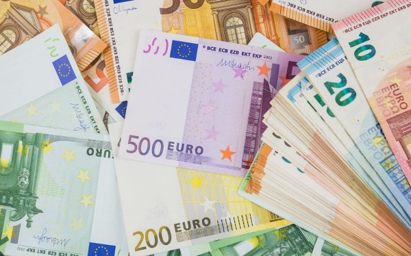 URGE COMPAÑERA MUCHO TRABAJO PISO REUS!!