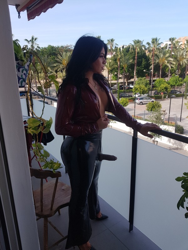 Colombiana juguetona 20 cmts