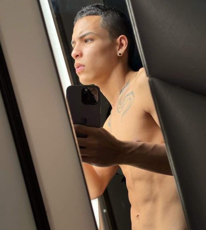 Tian colombiano 19 Años XXL