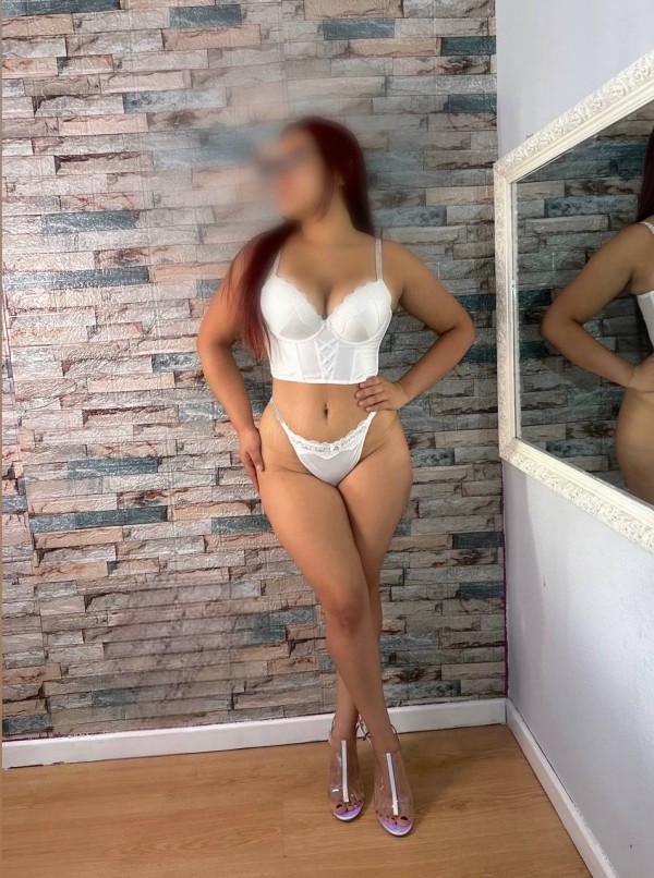 MASAJISTAS MUY COMPLACIENTES 24HRS