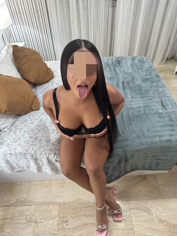 Reyna del Sexo, francés natural, griego, fiestas