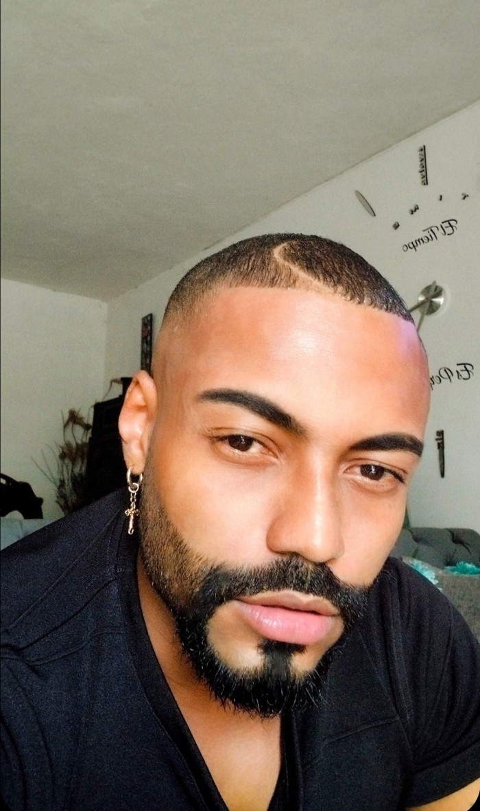 SEXY MORENO LATINO CACHONDO VERGON