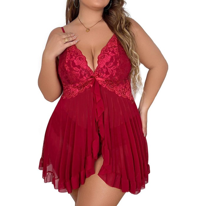 Rubia explosiva exuberantes curvas pechugona