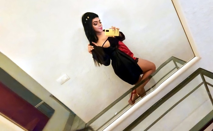 Una chica trans muy fiestera