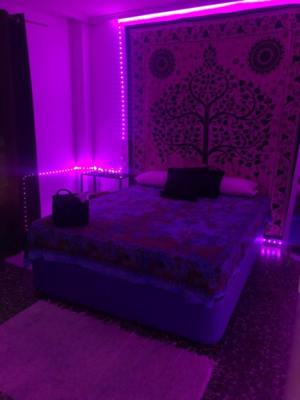 Urge chica,  trabajo fijo, altos ingresos