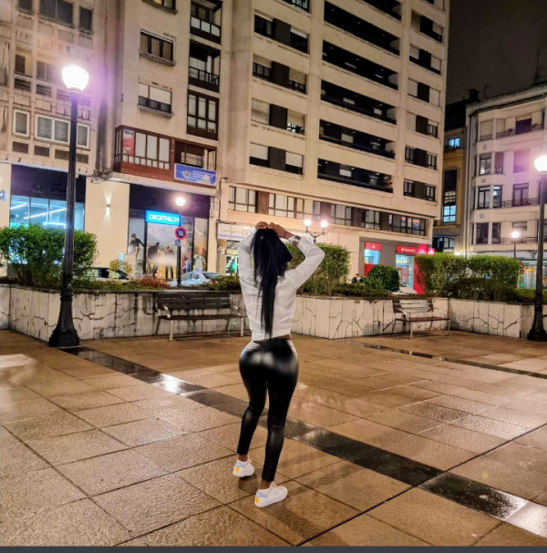 ADRIACNYS la morena de tus sueños húmedos