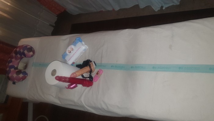 MASAJISTA PROFESIONAL EN CAMILLA 4 MANO
