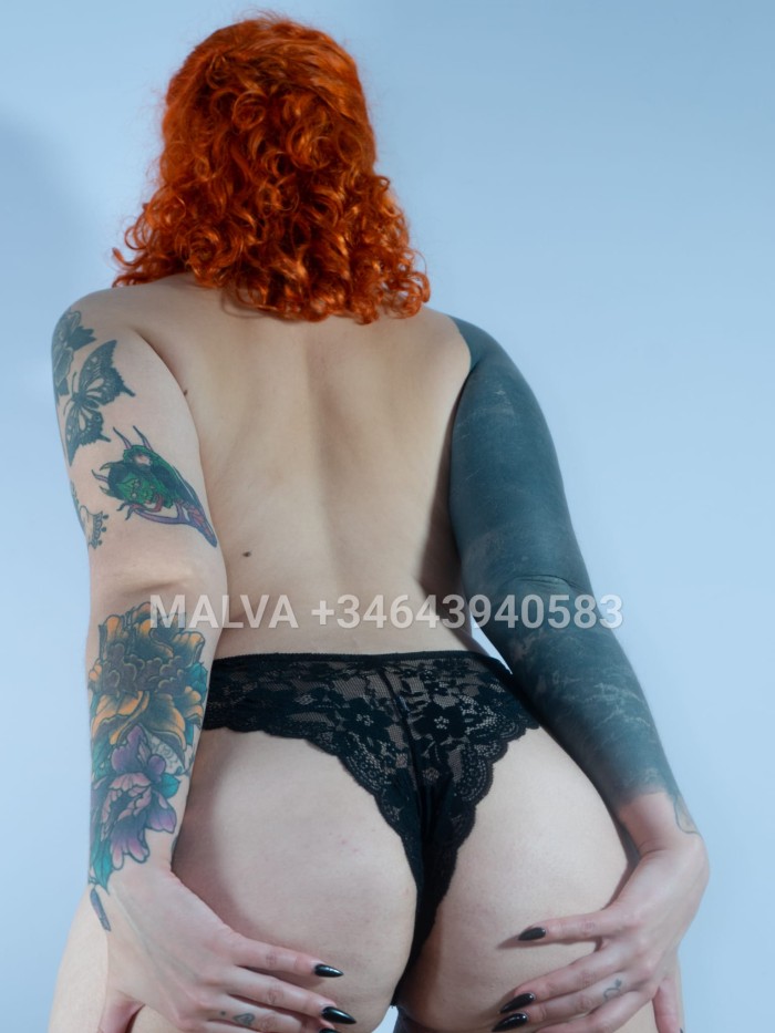 ÚLTIMOS DÍAS PELIRROJA EXPLOSIVA TRATO DE NOVIOS