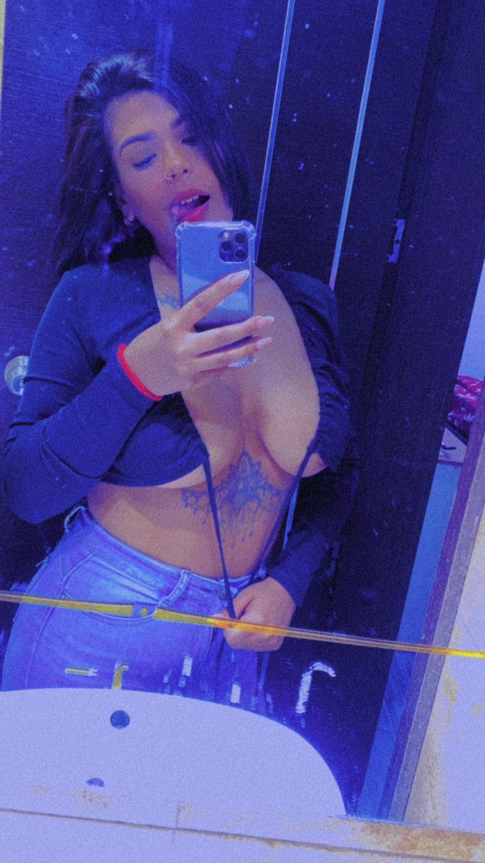 SEXI Y ATREVIDA Y FIESTERA