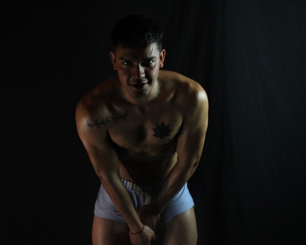 Modelo pasivo fiesta masajes y todo lo que te puedas imaginar