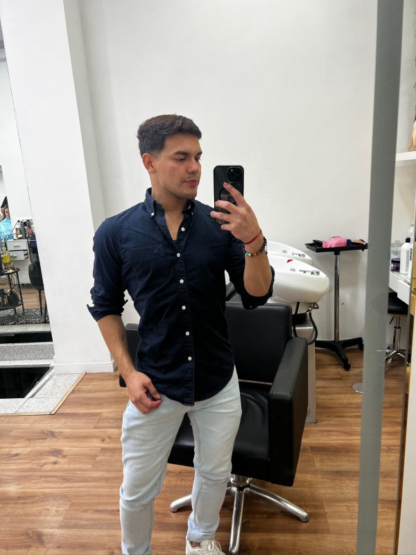 Modelo pasivo fiesta masajes y todo lo que te puedas imaginar