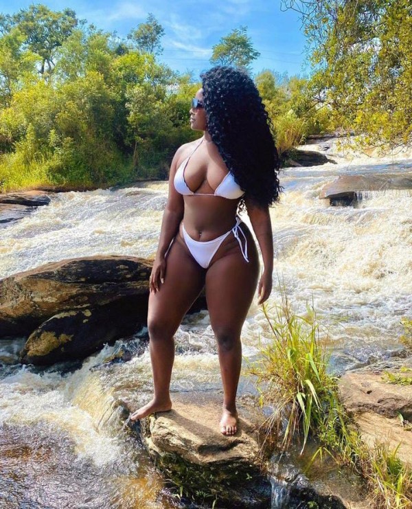 TRAVESTI EN LA CIDAD La de Madrid y XERON NEGRA