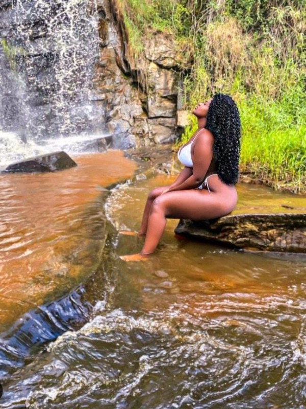 TRAVESTI EN LA CIDAD La de Madrid y XERON NEGRA