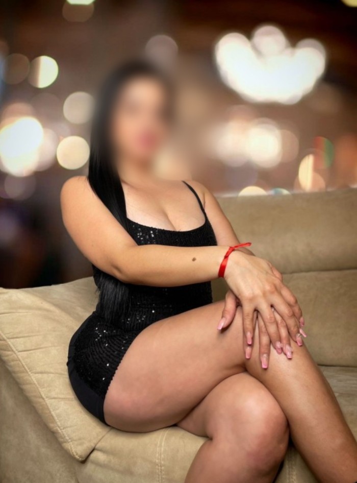 DOMINÁ PATRICIA AMA FEMDOM