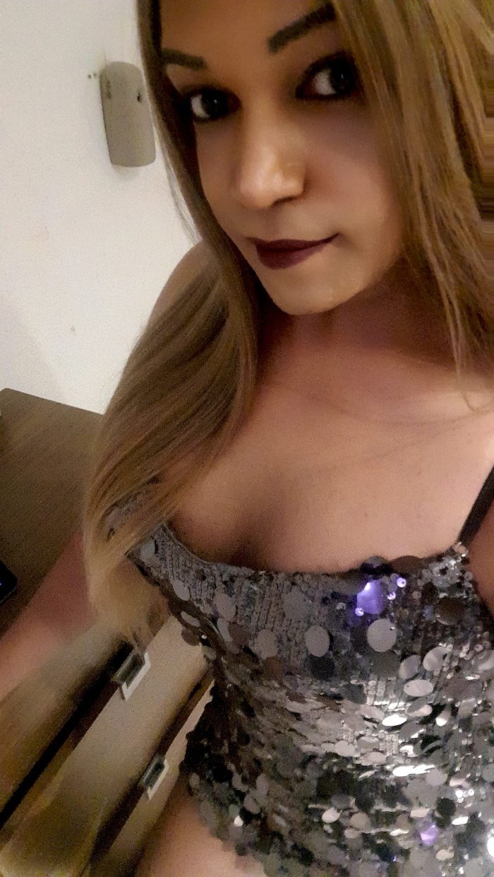 EMPOTRADORA DOMINANTE 24H CON VICIOS A TOP