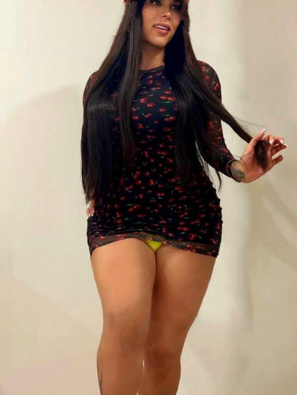 TRANNY MORENAZA Claudia Sexy exotica apasionada