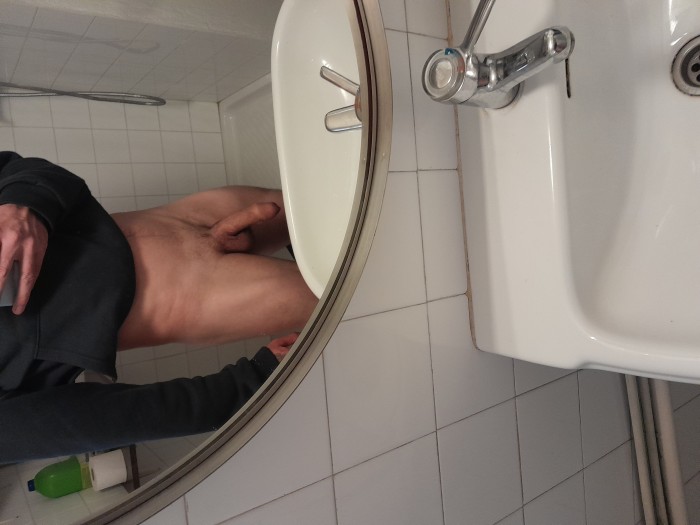 Chico acompañante dotado