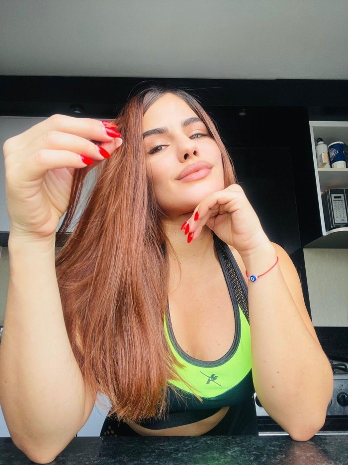 Sara independiente 100% real y caliente