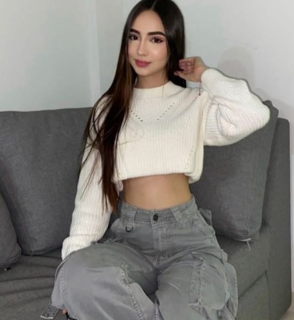 Me corro en tu boca cachonda a tope tragado en salivado Follame en cuatro p