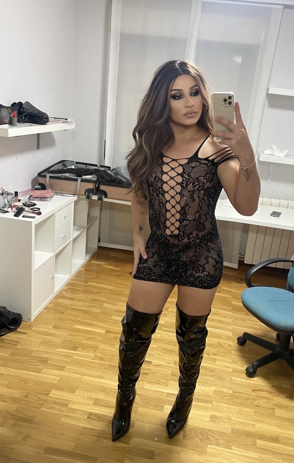 SÚPER NOVEDAD CHICA TRANS COLOMBIANA