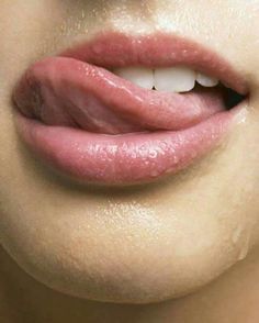 FOTOGRAFIA EROTICA – DESNUDOS – PUBLICACIONES ONLYFANS SOLO CHICAS