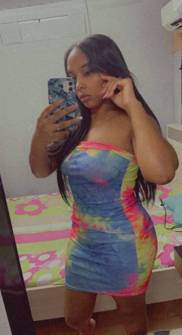 Cubana alto nivel de erotismo ,fascinante