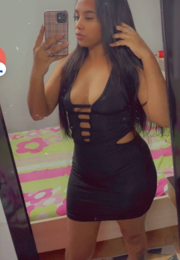 Cubana alto nivel de erotismo ,fascinante