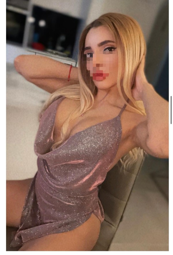 Jovencita cariñosa