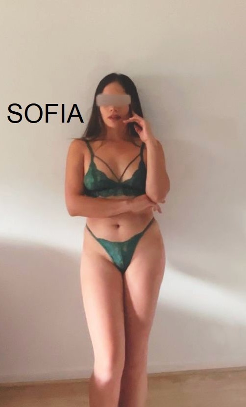 SOFIA, DULCE Y ENTREGADA