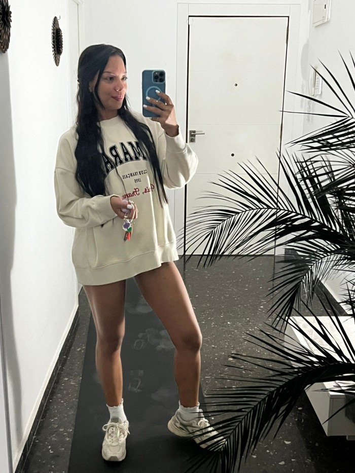 Soy cariñosa y muy complaciente