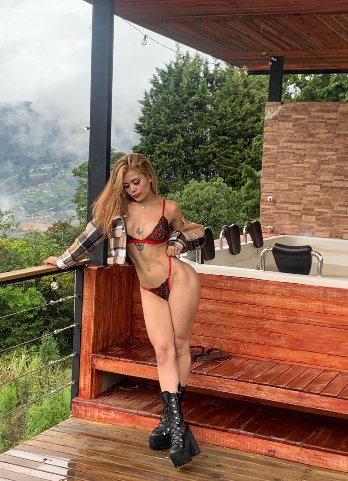Colombiana sensual en Plaza Castilla, Madrid