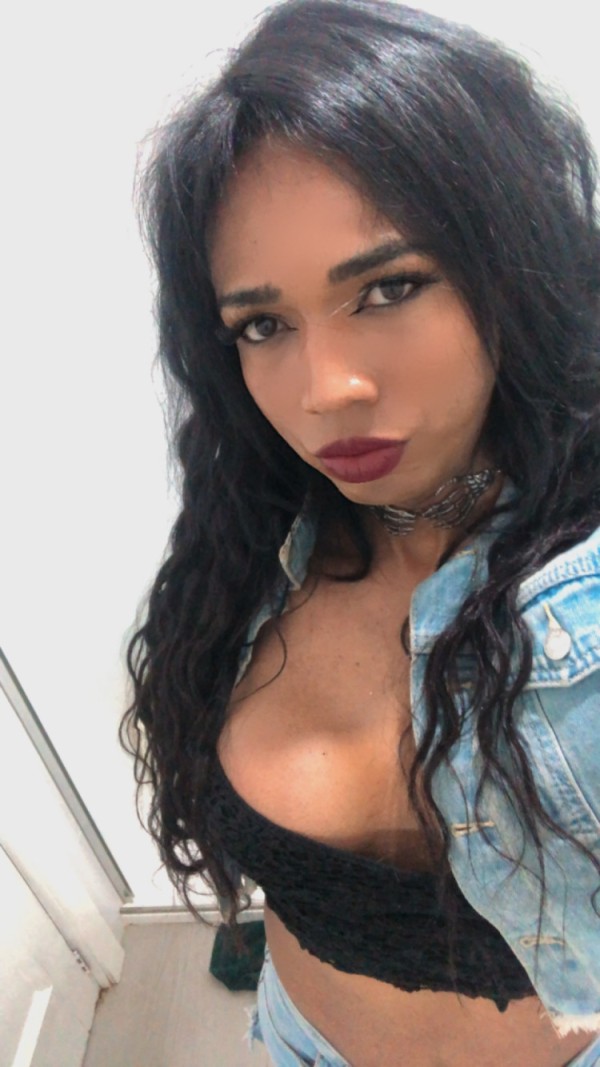 Kim morena con gran sorpresa X X L