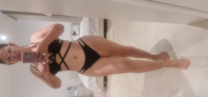 Madurita cariñosa besucona