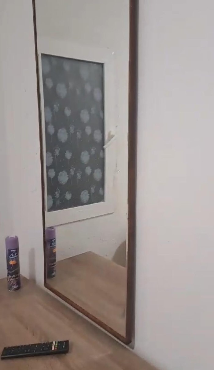 ALQUILER DE HABITACION CHICA INDEPENDIENTE