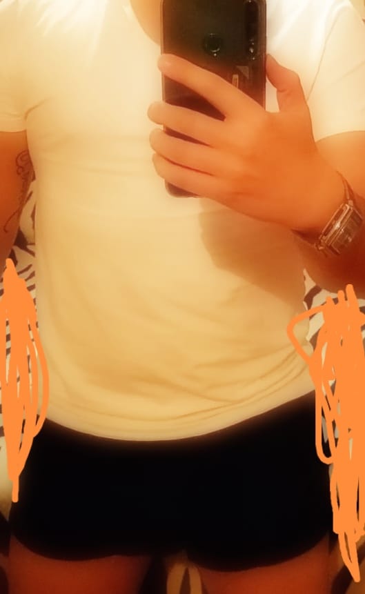 me las chupas por 20€ solo atiendo whatsapp