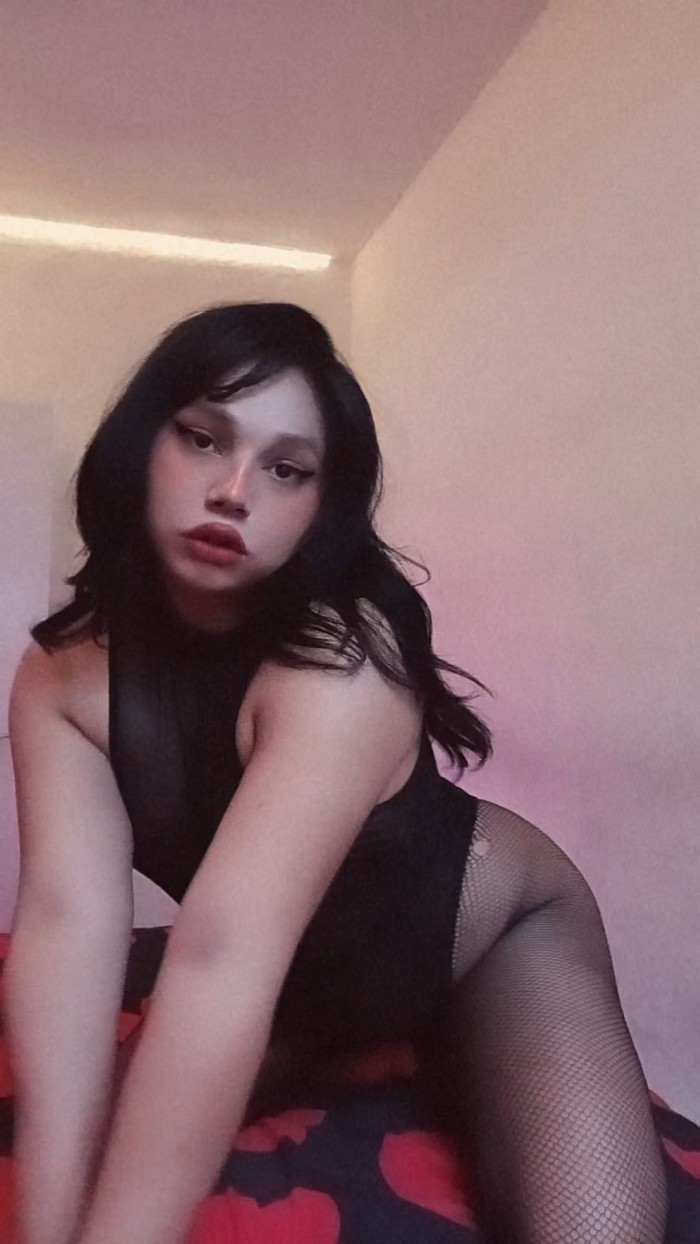 TRANS FEMENINA FIESTERA VICIOSA MORBOSA
