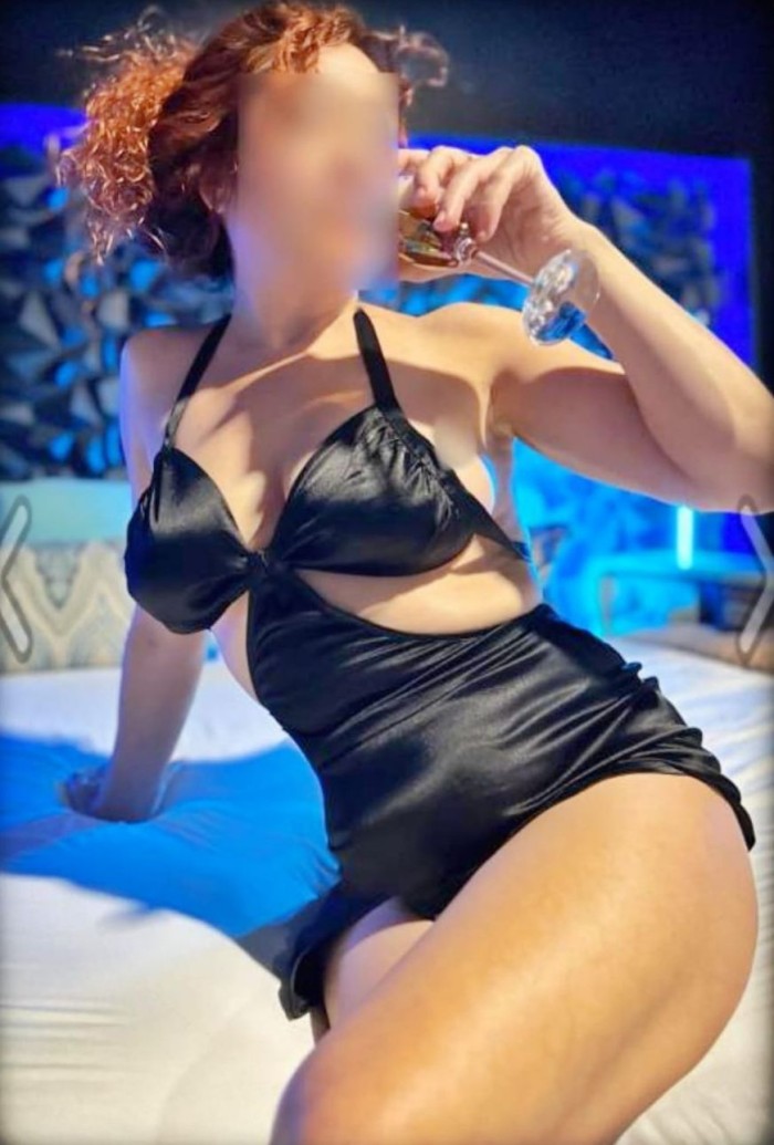 CATALANA EN GRANOLLERS CARIÑOSAMENTE E IMPLICADA