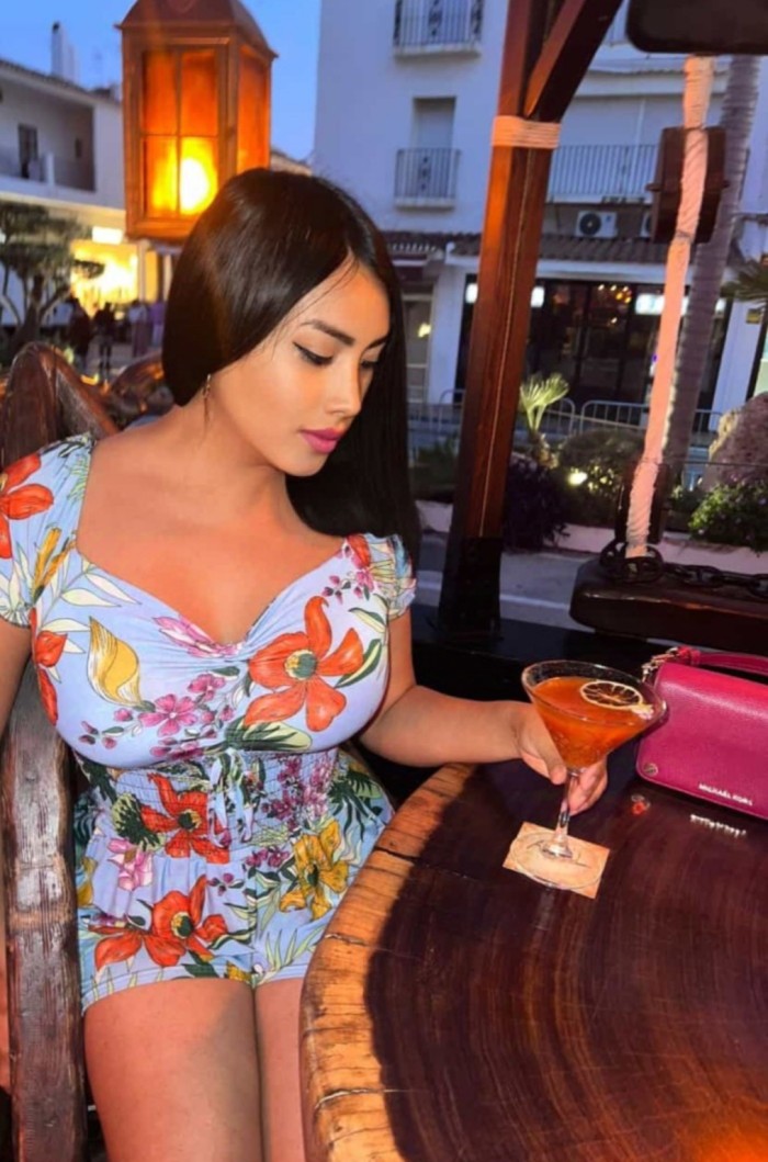 -DIOSA-LATINA-24HRS-FIESTAS -TODOS LOS COLORES
