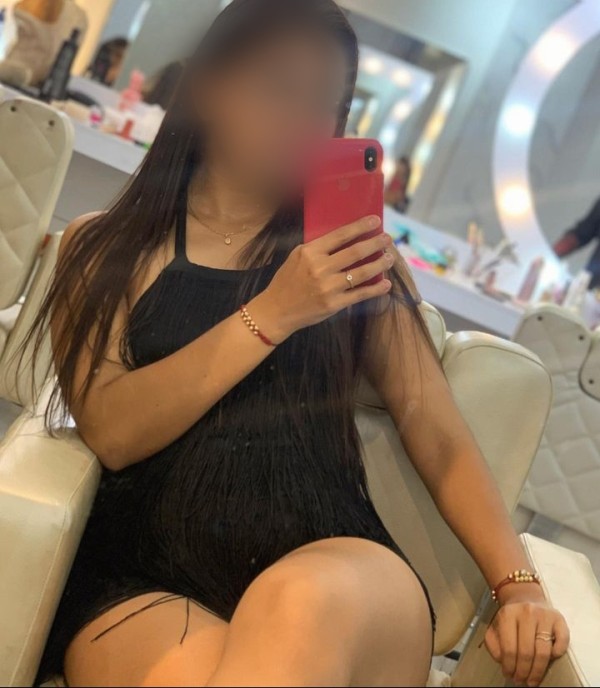 ENCANTADORA MORENA, CUERPO DE DIOSA… DISFRUTA